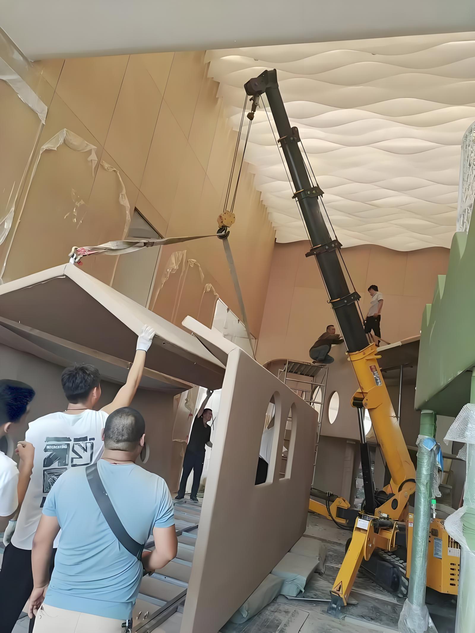 01Curtain Wall installation.jpg