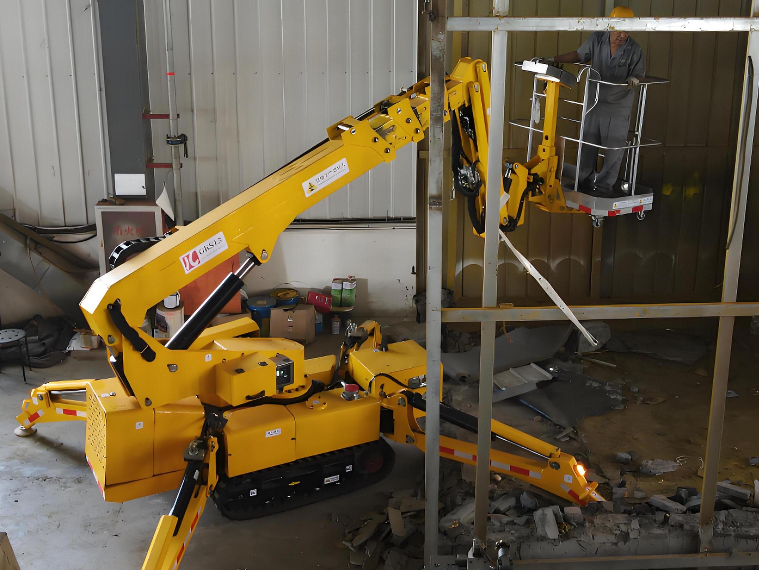 Application case of spider crane in modern construction